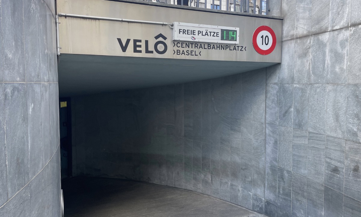 Veloparking Basel SBB