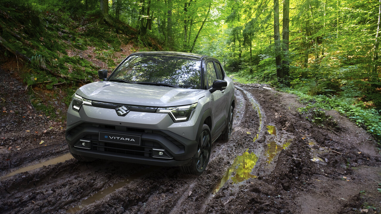 Suzuki E-Vitara von vorne
