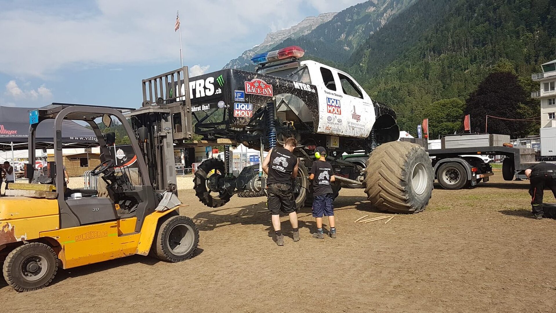 Schweizer Monstertruck