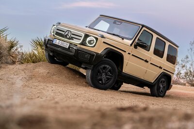 Elektrische Mercedes G-Klasse von vorne