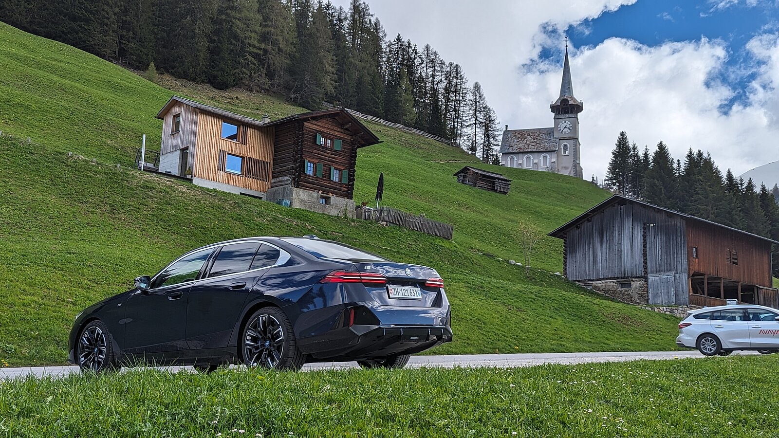 BMW i5 von hinten