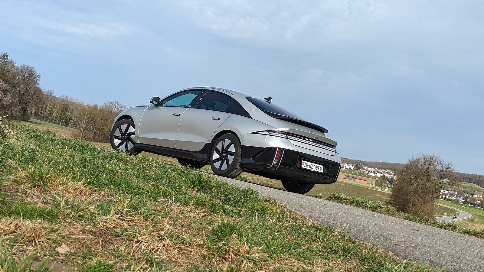 Hyundai Ioniq 6 von hinten