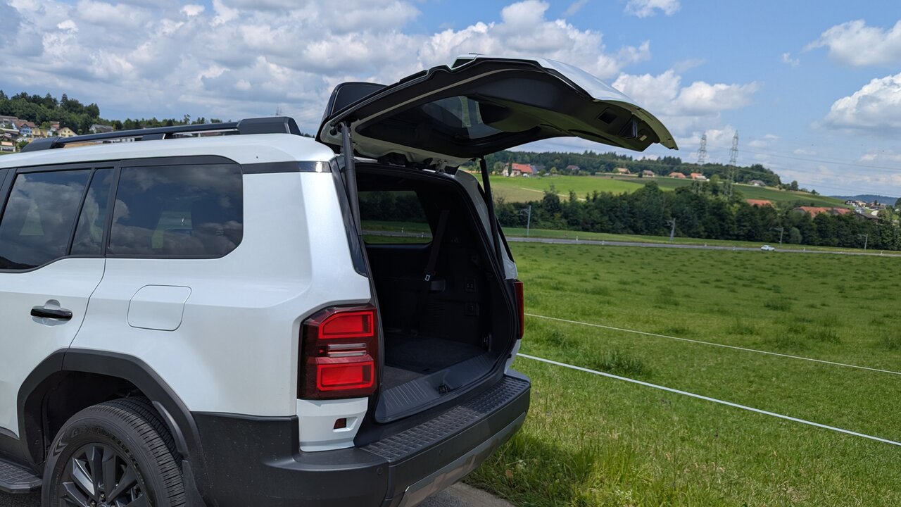 Kofferraumdeckel des Toyota Land Cruiser