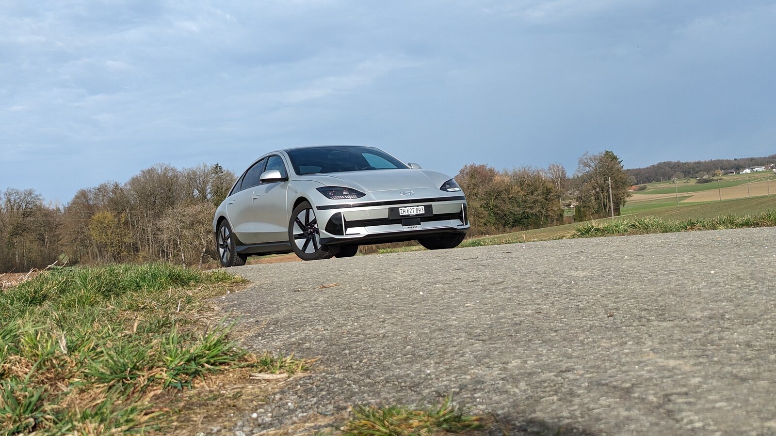 Hyundai Ioniq 6 von vorne
