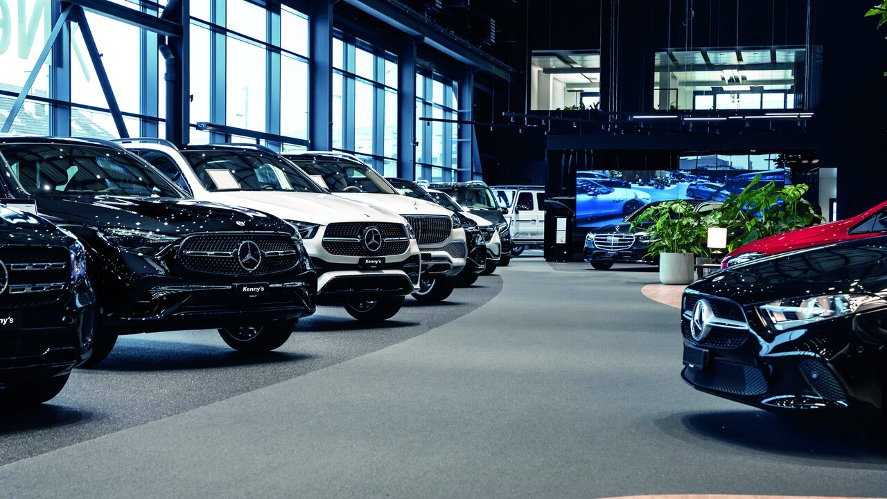 Showroom von Kenny's Autocenter in Dietlikon ZH