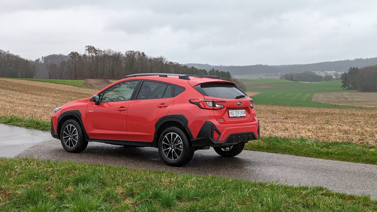Subaru Crosstrek von schräg hinten