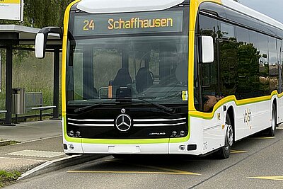In Schaffhausen kam es heute zu einem gefährlichen Zwischenfall mit einem Bus. Symbolbild: Verkehrsbetriebe Schaffhausen