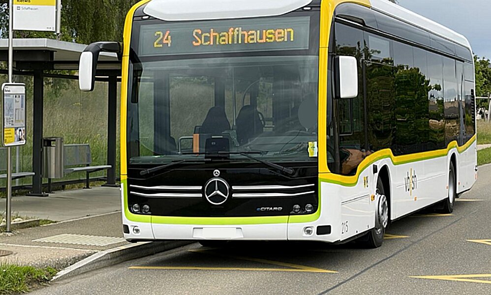 In Schaffhausen kam es heute zu einem gefährlichen Zwischenfall mit einem Bus. Symbolbild: Verkehrsbetriebe Schaffhausen
