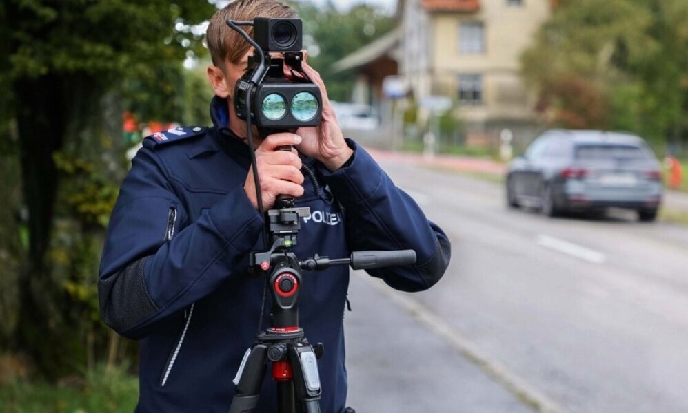 Der Raser wurde durch eine Geschwindigkeitskontrolle der Thurgauer Kantonspolizei erfasst. Symbolbild: Kapo St. Gallen