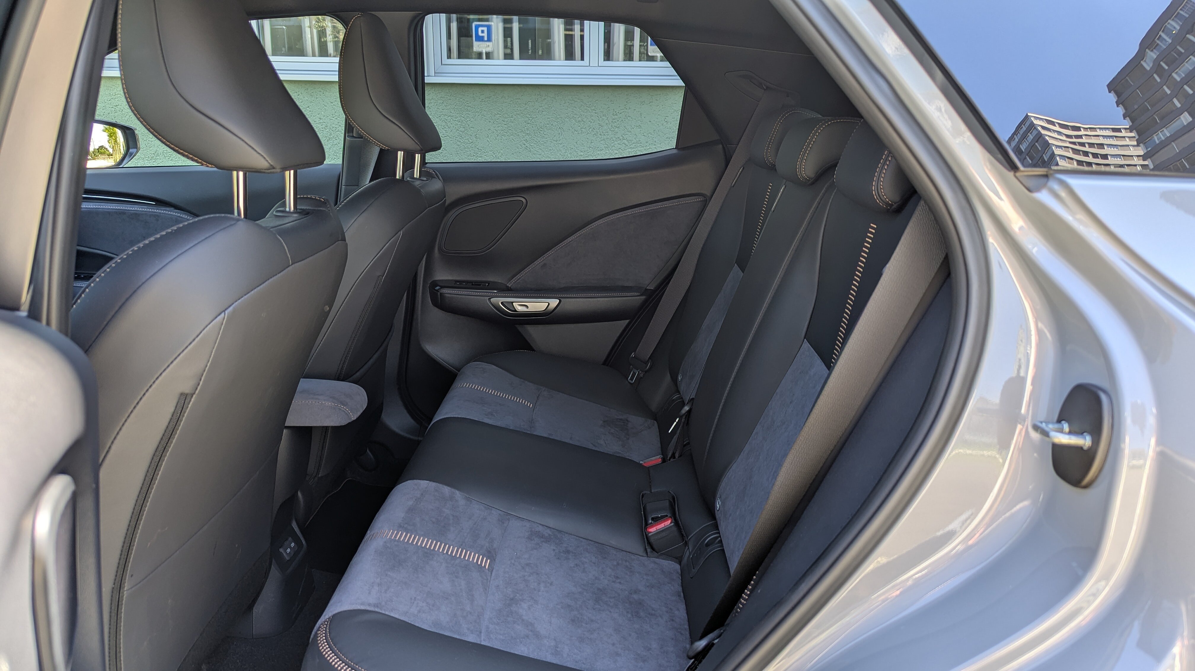 Rücksitze im Lexus LBX