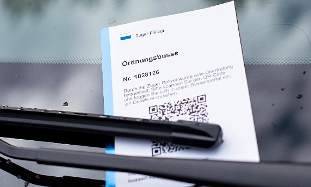 40, 60, 80 oder sogar 120 Franken? Wie hoch ist die teuerste Busse für Falschparkieren in der Ordnungsbussenverordnung? Bild: Zuger Polizei