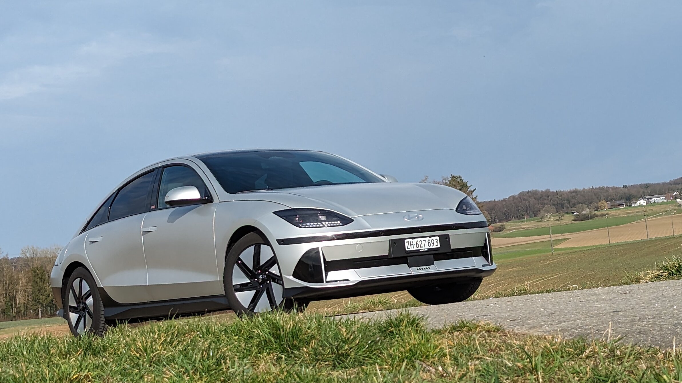 Hyundai Ioniq 6 von vorne