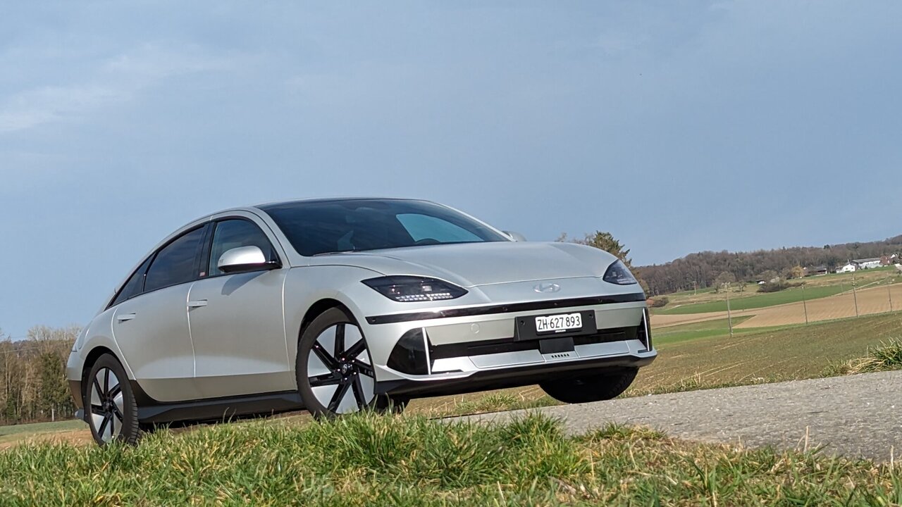 Hyundai Ioniq 6 von vorne