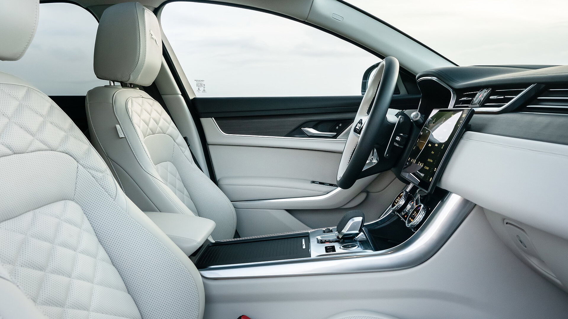 Vordersitze des Jaguar XF Sportbrake