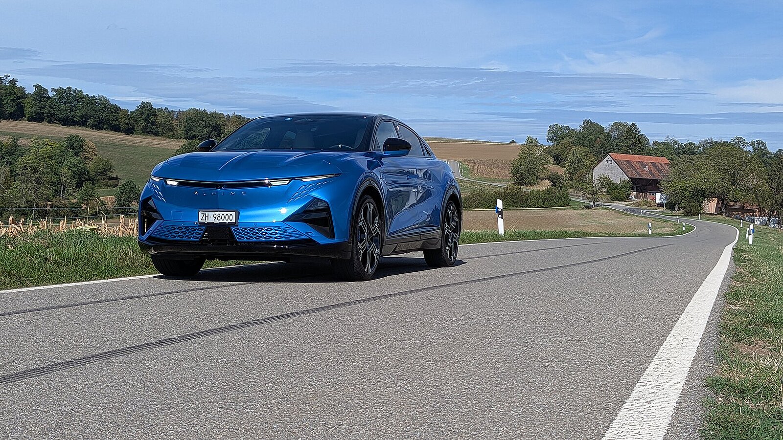 Alpine A390