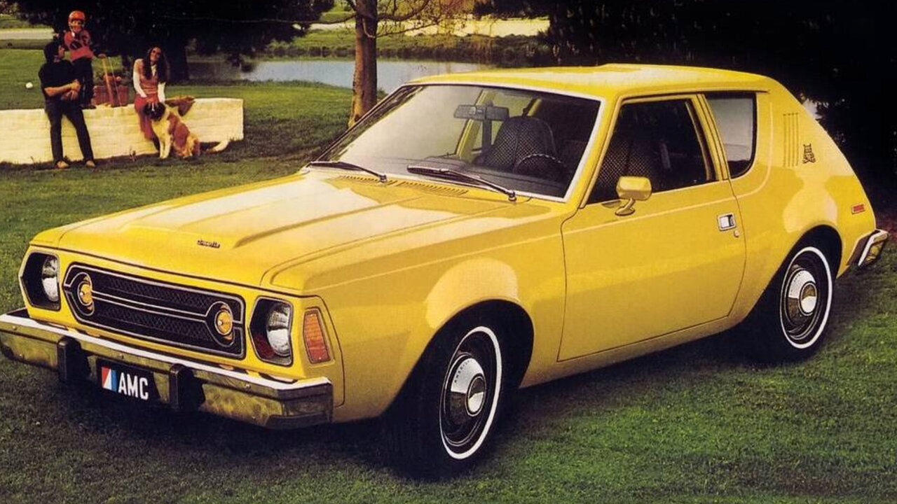 Dieses Auto sollte nicht nass werden, und Fütterungen nach Mitternacht können dramatische Konsequenzen haben. Spass beiseite: Der AMC Gremlin ist ein tolles Auto, das nicht selten in zwei verschiedenen Top-Listen auftaucht – in solchen mit den doofsten Namen und jenen mit den hässlichsten Autos. Gratulation auch.