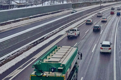 winterliche Autobahn
