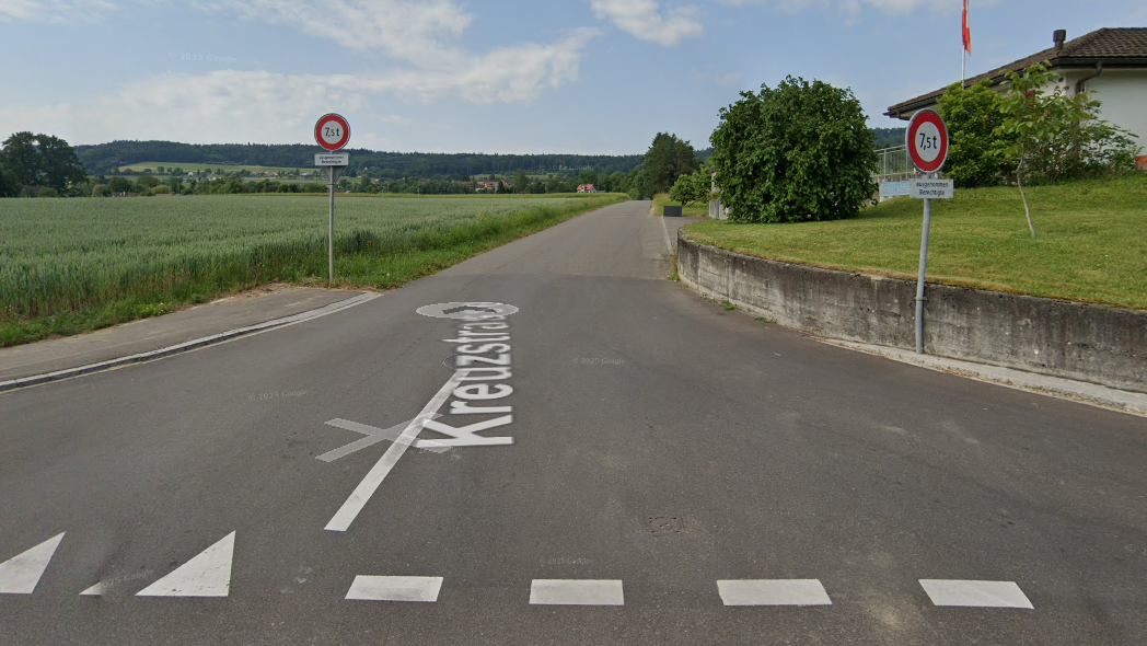 Die Kreuzstrasse in Wagenhausen TG