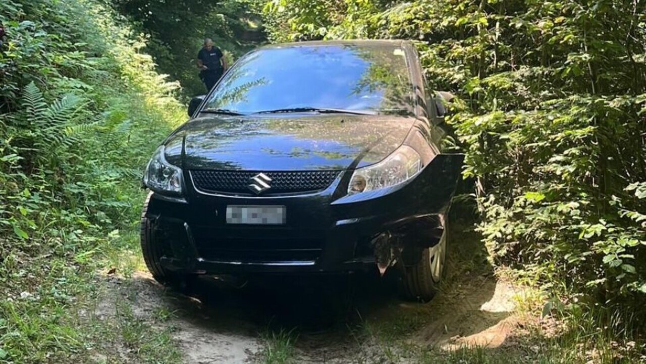 Suzuki auf Wanderweg gelandet
