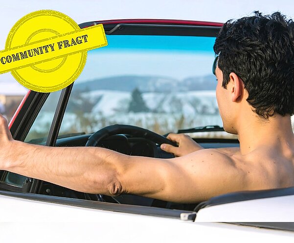 Sommerhitze im Auto: Darf man auch ganz ohne Kleidung am Steuer sitzen? Bild: Adobe Stocks