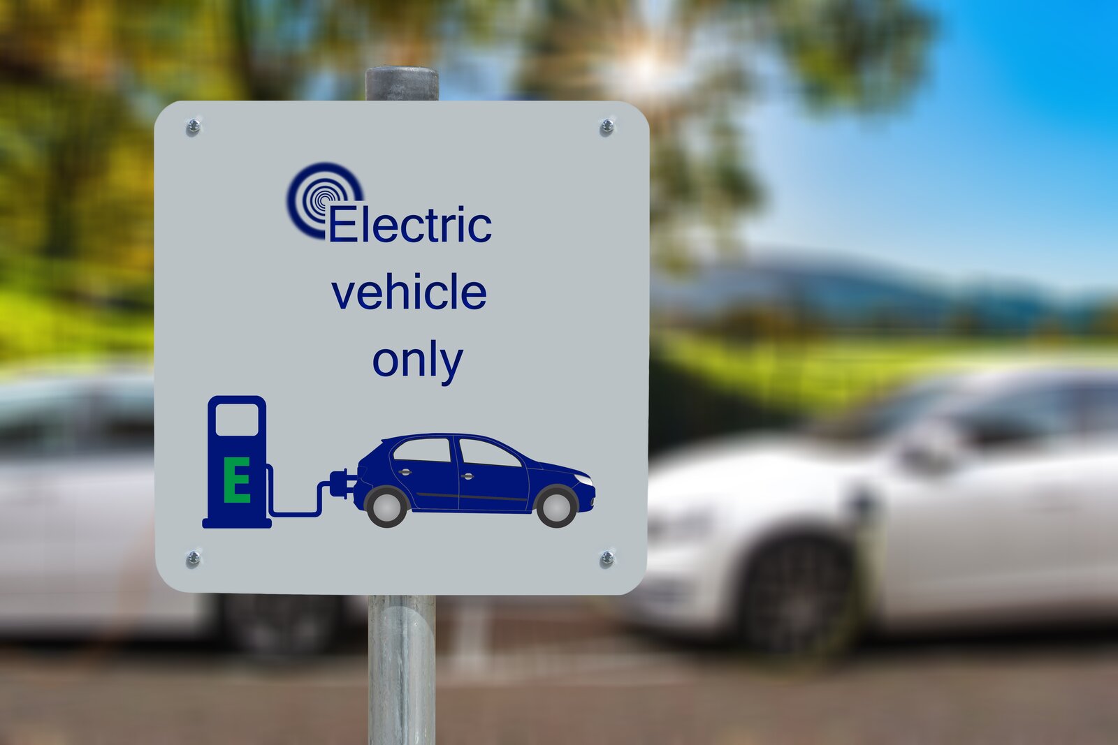 Schild für eine Lade-Parkplatz