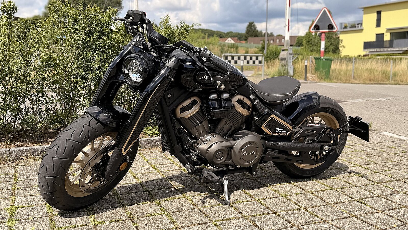 Die Napoleonbob 500 präsentiert sich als stilvoller Bobber. Bild: STREETLIFE
