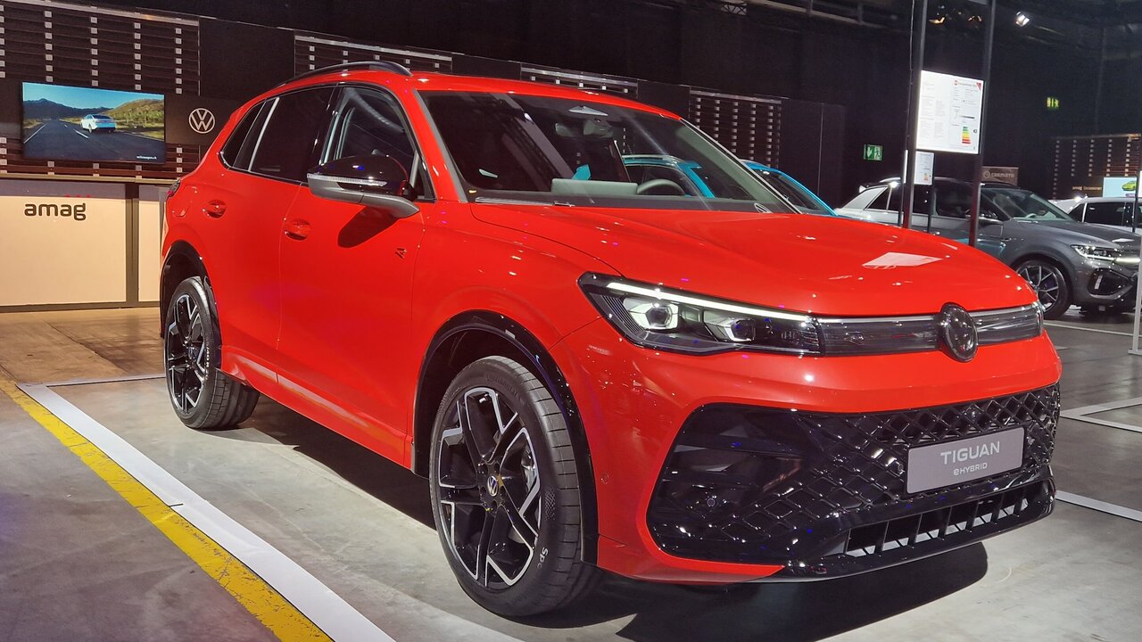 VW Tiguan an der Auto Zürich 2023