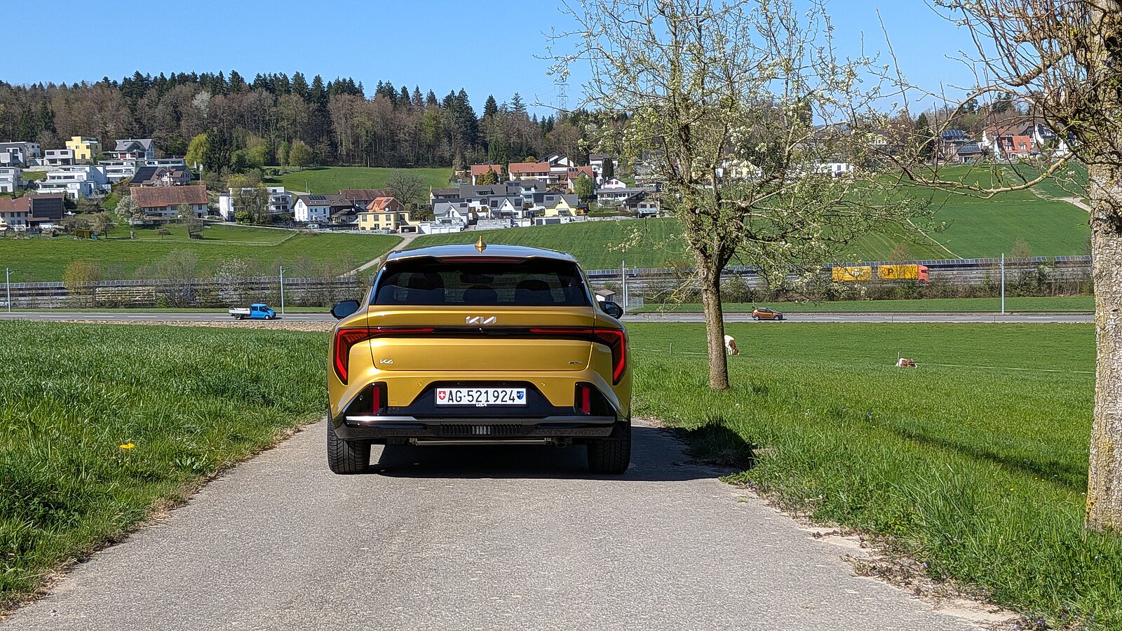 Kia K4
