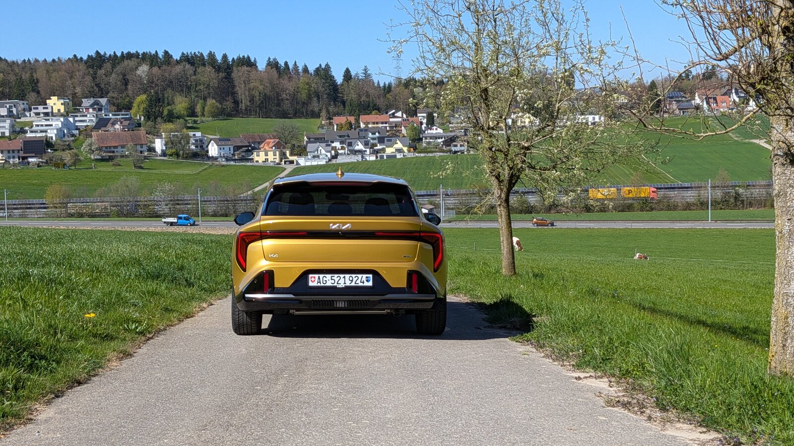 Kia K4