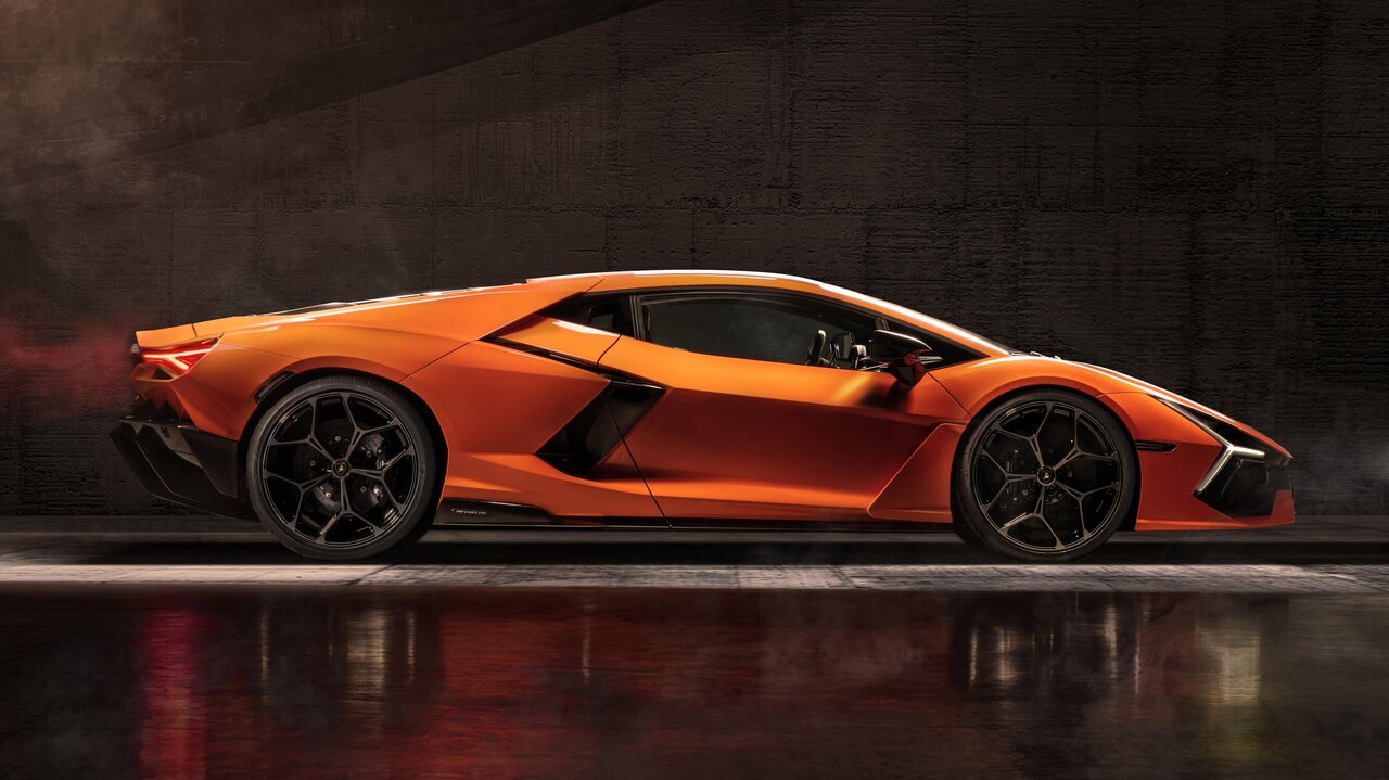 Der Lamborghini Revuelto ist der erste Plug-in-Hybrid der Luxus-Marke. Bild: Lamborghini