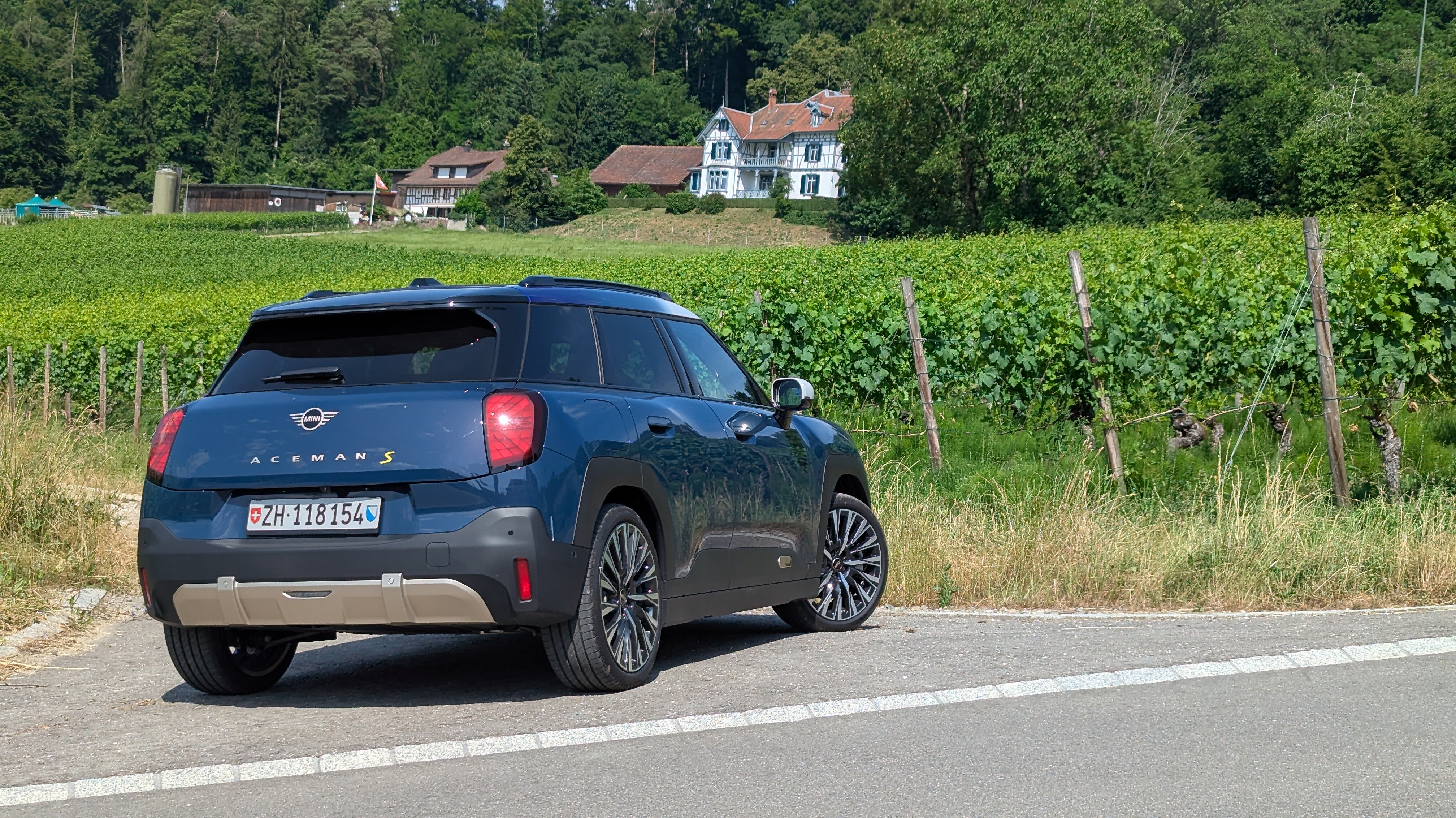 Heckansicht des Mini Aceman
