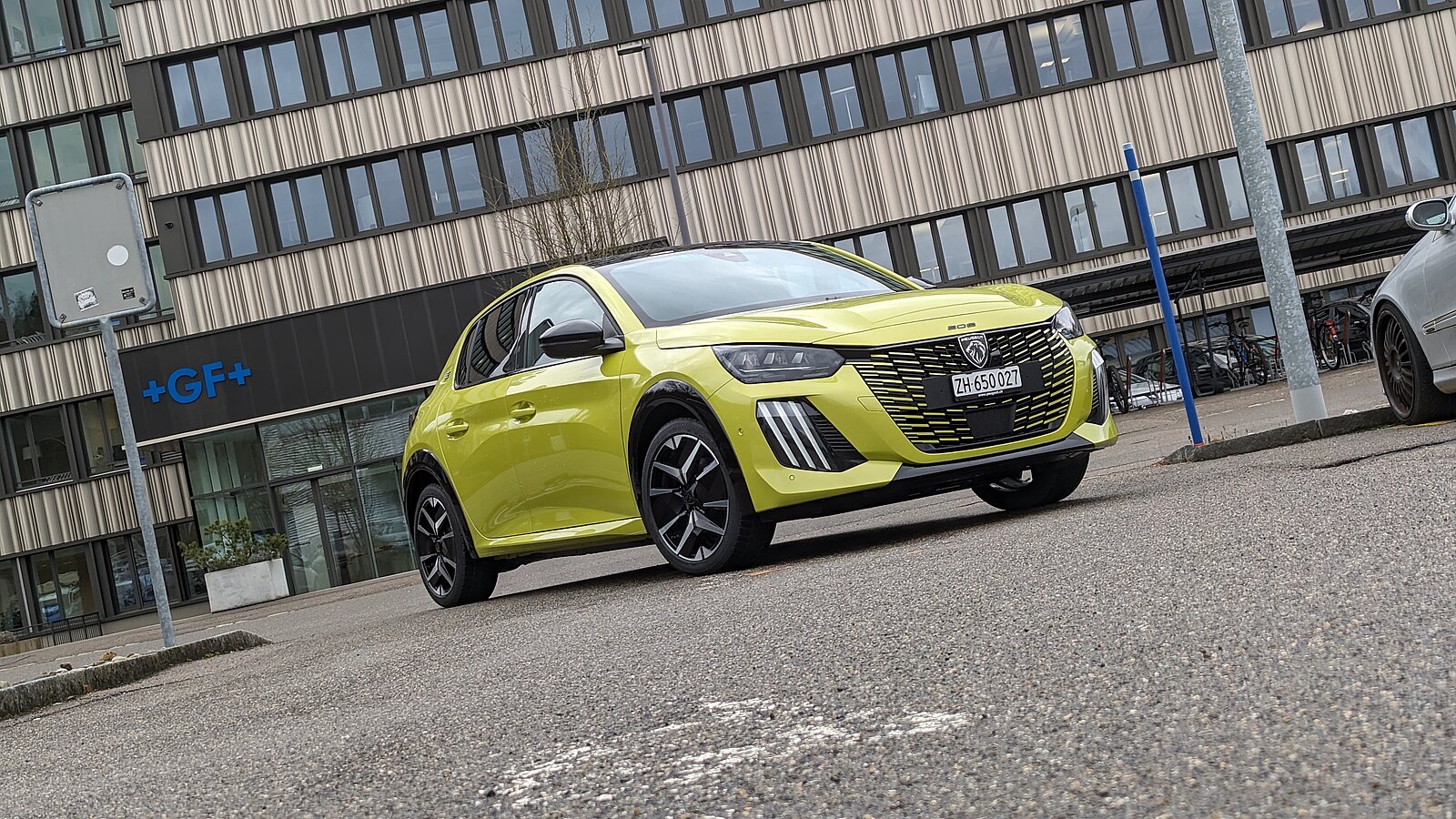 Peugeot 208 von vorne