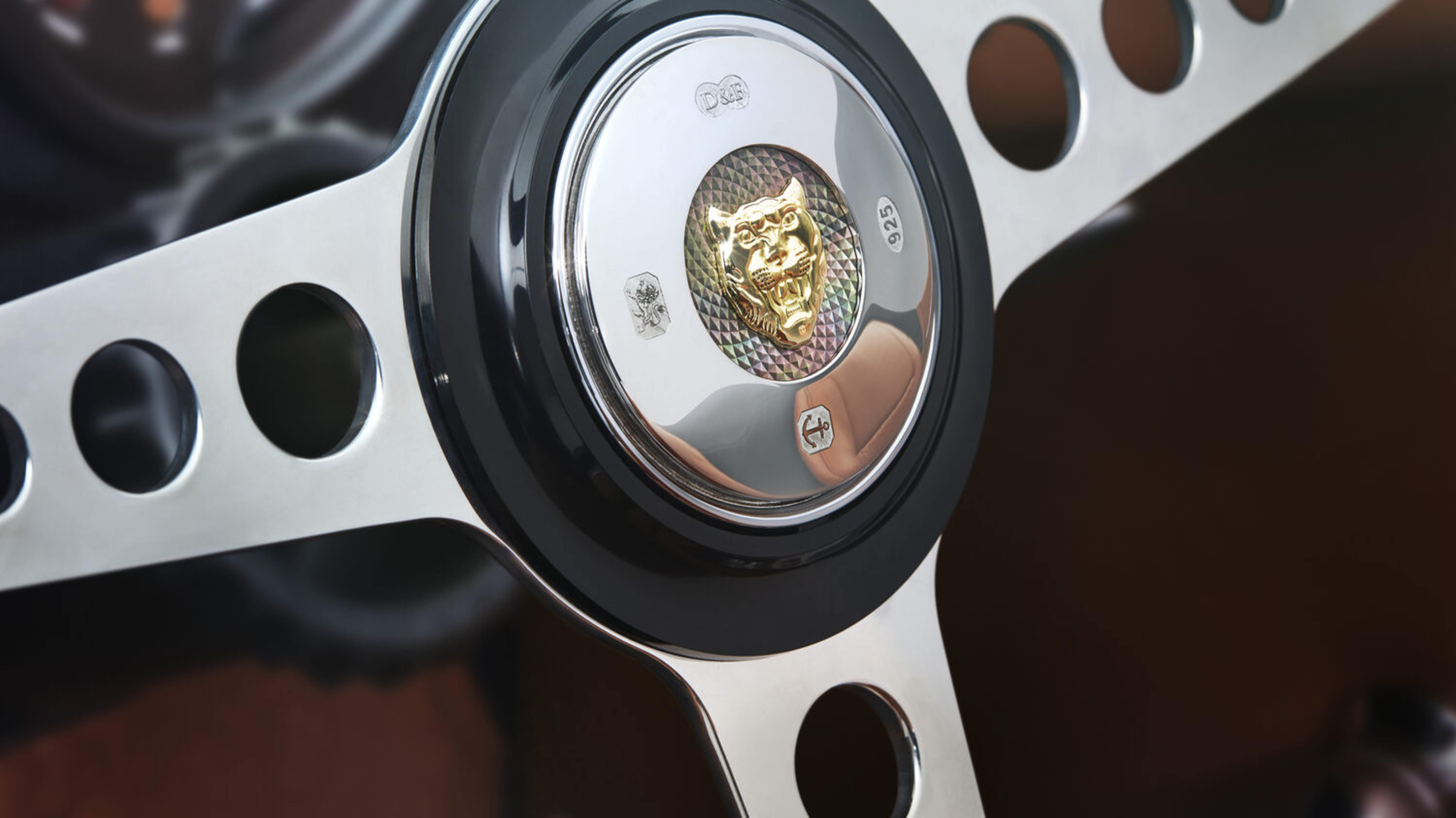 Jaguar-Kopf als Logo