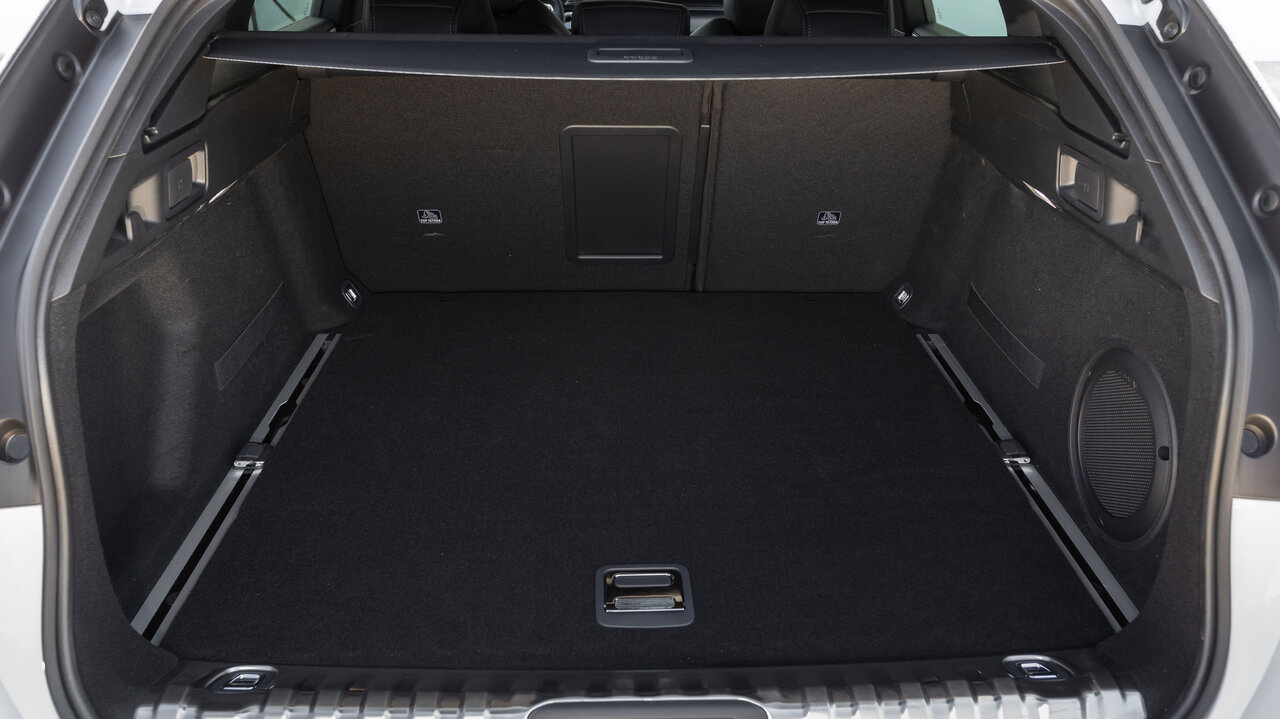 Kofferraum im Peugeot 508 SW PSE