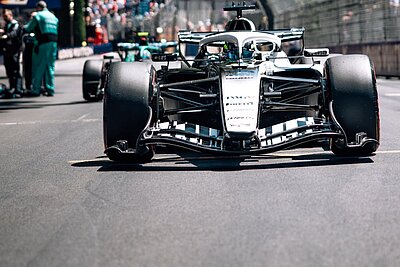 Als Schrittmacher neuer, nachhaltiger Technologien sind die Formel-1-Teams für die zunehmend klimabewusste Autoindustrie innovative Vorbilder. Bild: Formula 1 @F1, Twitter