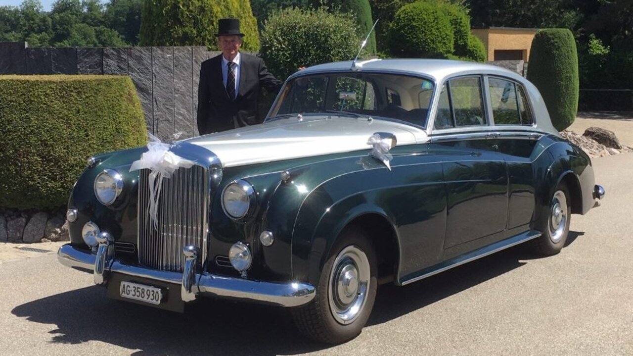 Bentley von Emil Frey Classics als Hochzeitsauot