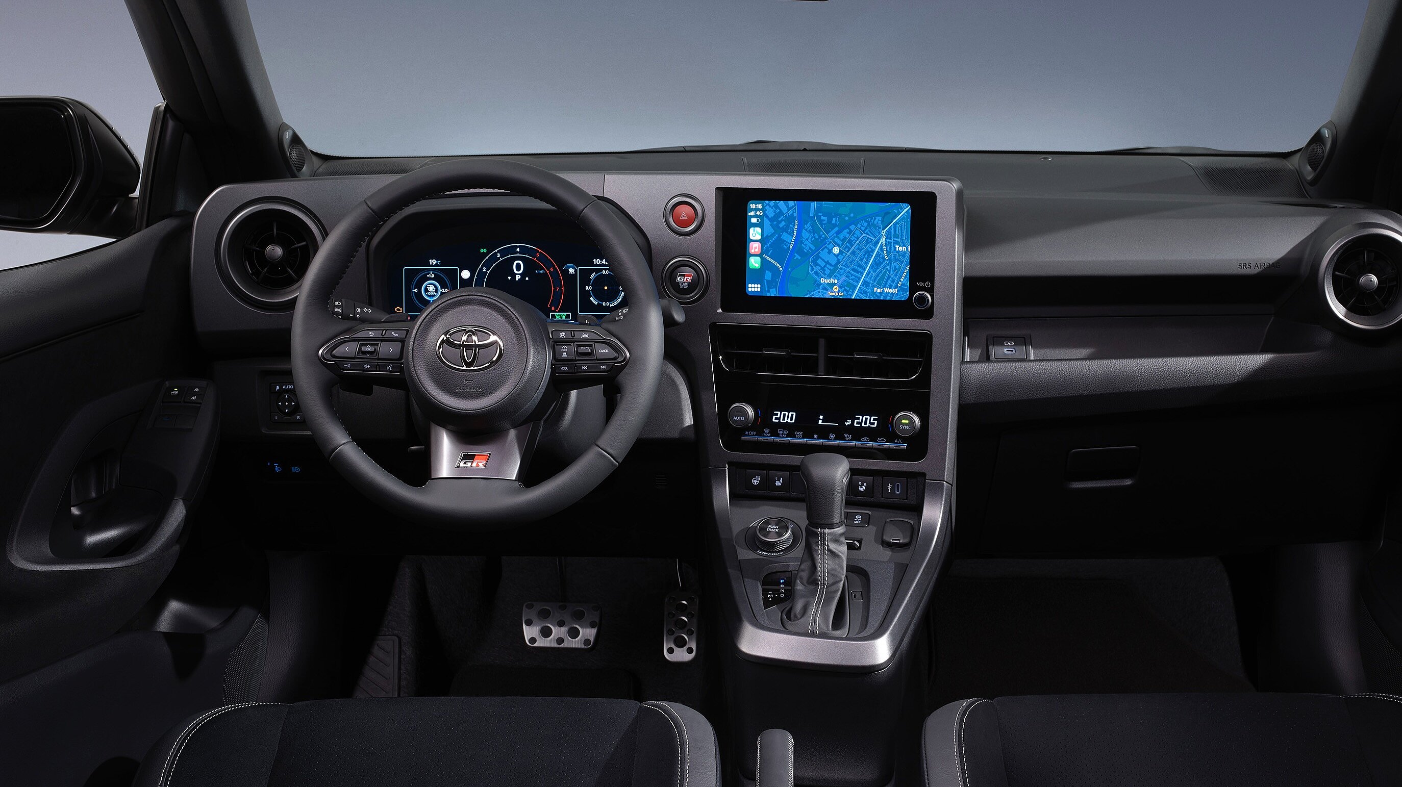 Cockpit des Toyota GR Yaris