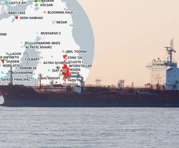 Das Echtzeit-Tracking der Schifffahrt in der Strasse von Hormus zeigt: Das Nadelöhr wird derzeit kaum befahren. Bild: Marine Vessel Traffic, Freepik