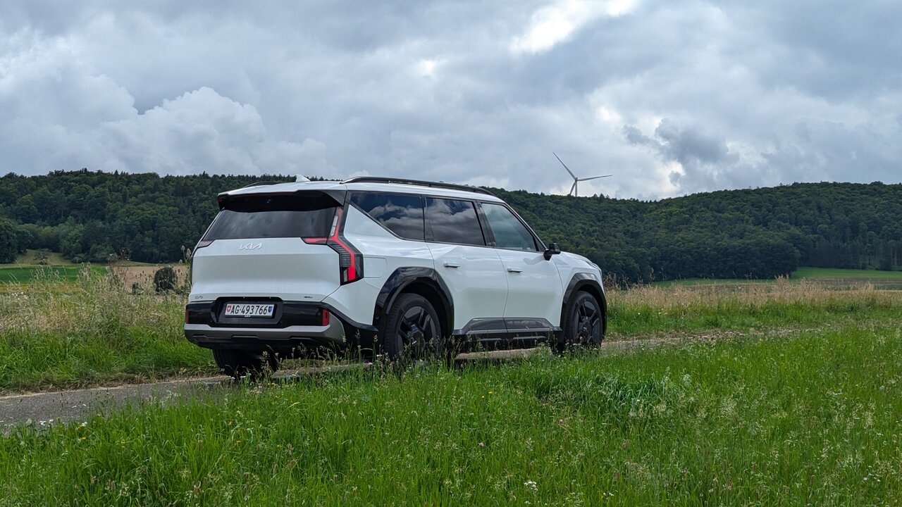 Kia EV9 von hinten