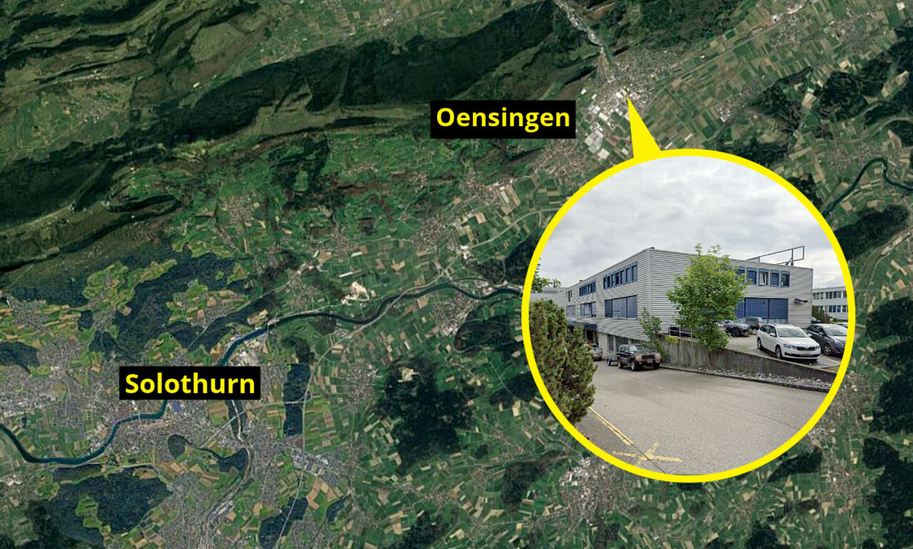 Die Täter flüchteten in einem silbernen VW ohne Nummernschild in unbekannte Richtung. Grafik: STREETLIFE