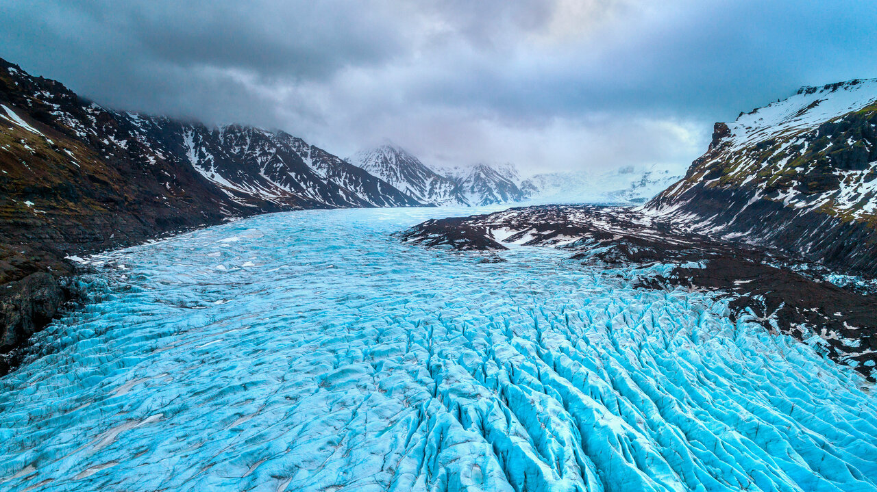 Ein weiteres Jobprofil: Gletscher-Abdeckerin. Bild: freepik