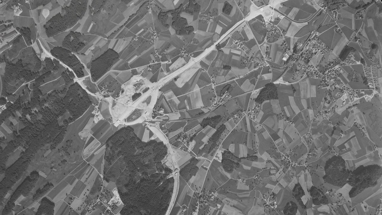 Luftaufnahme des in Bau befindlichen Kreisel Betzholz