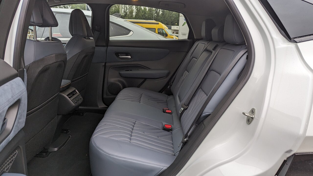 Rücksitze im Nissan Ariya