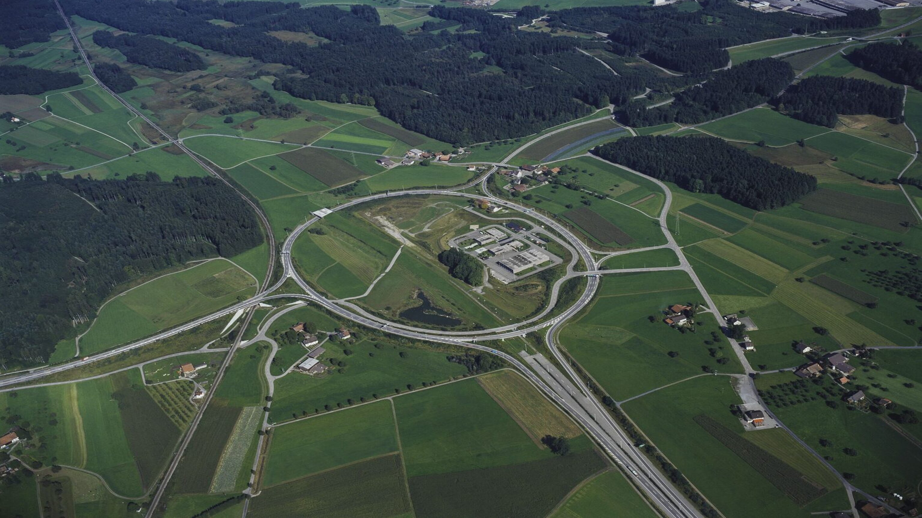 Luftaufnahme des Kreisel Betzholz von 1981
