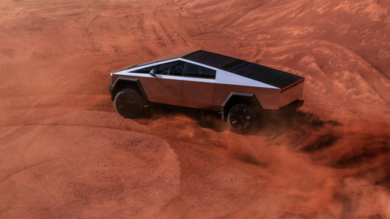 In Teslas kantigem Cybertruck aus schusssicherem Edelstahl trauen sich Trump-Wähler sogar in die verwahrlosten Innenstädte der Linksdemokraten. Bild: tesla.com