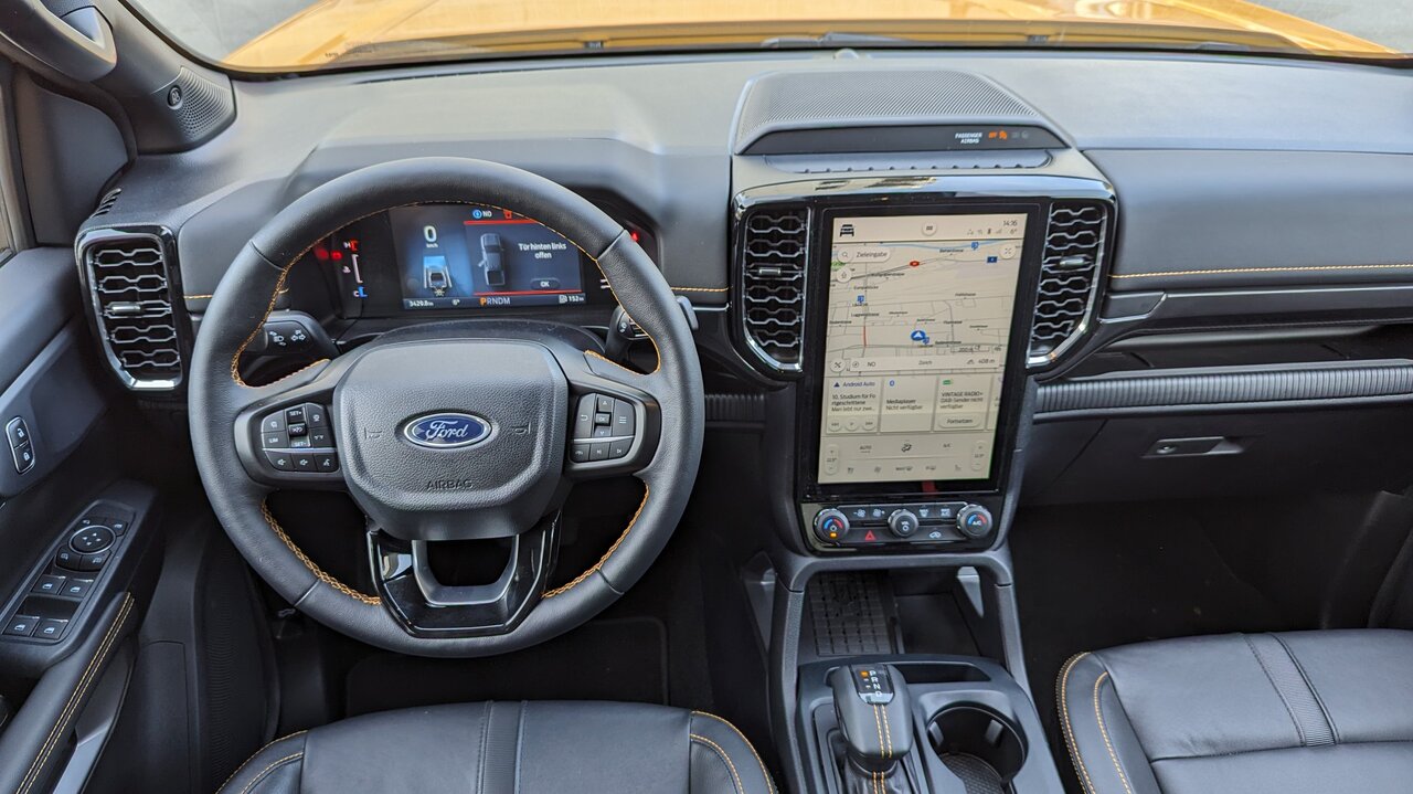 Cockpit des Ford Ranger Wildtrak