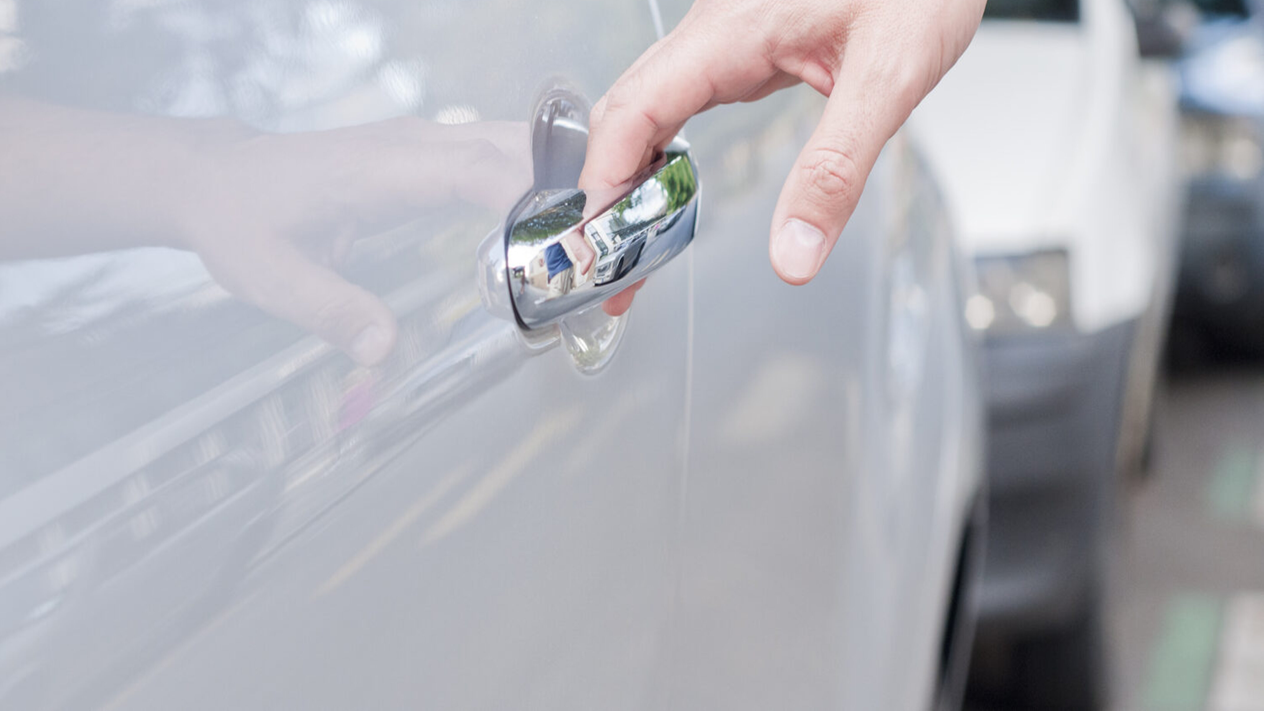 Diebe suchen nach unverschlossenen Autos. Bild: Zvg