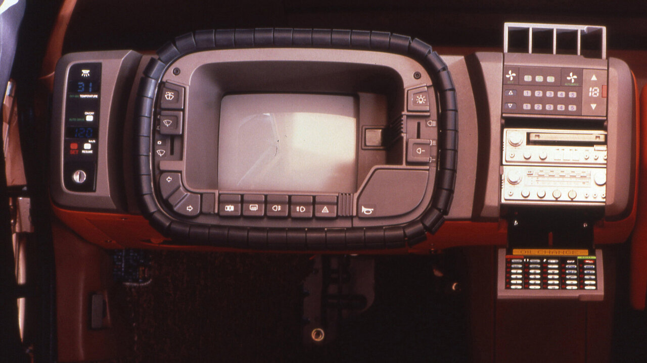 Cockpit Mazda MX-81