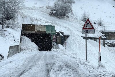 Tunnel auf dem Weg nach Zermatt