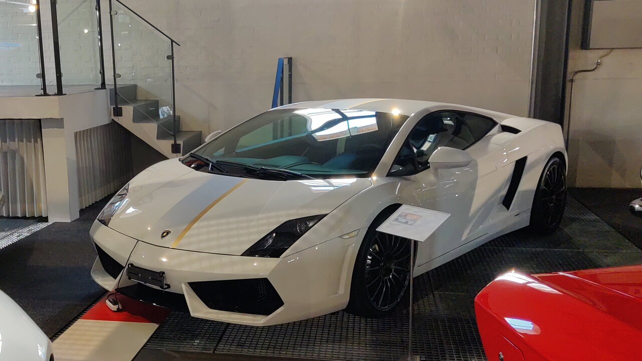 Blick in die Ausstellung der Autobau Erlebniswelt in Romanshorn TG